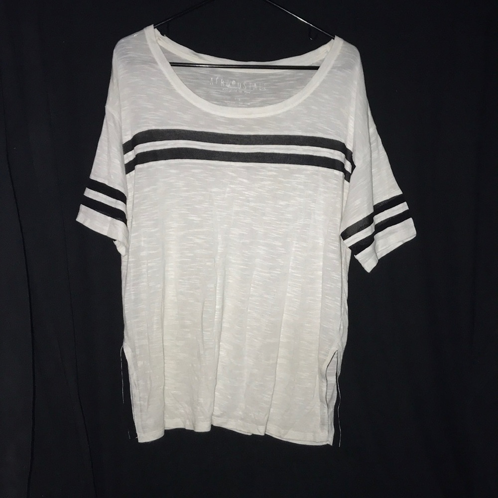 White casual top